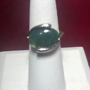 Green Chalcedony. Healing: emotional healing